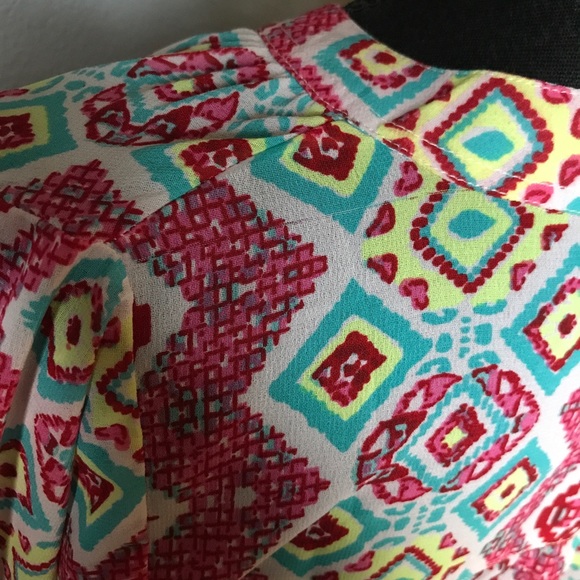TURQUOISE Haven Multicolor bright pattern top - Picture 7 of 7